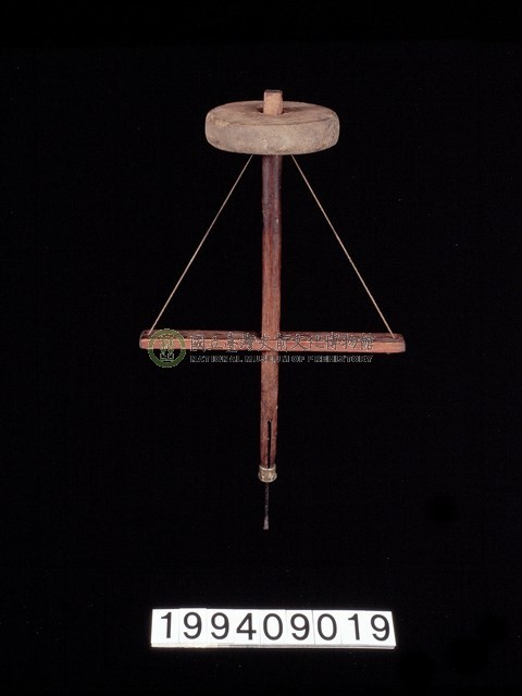 鑽孔器