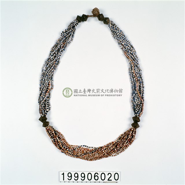 琉璃珠項飾