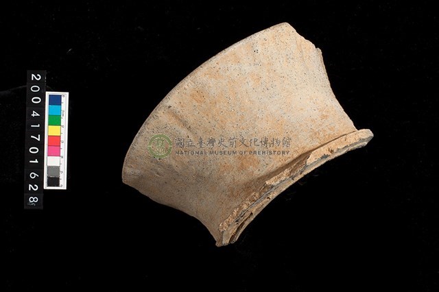 高口罐口緣-帶紋