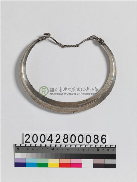 男子銀製項圈