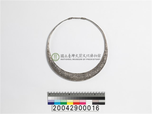 女子銀製項圈