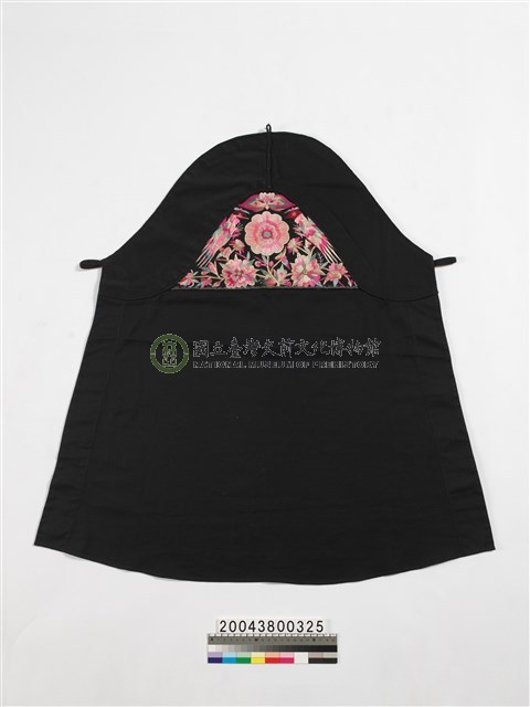 女子胸兜
