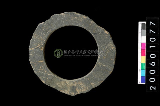 打製旋截石環粗胚