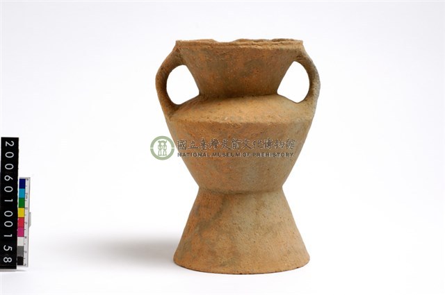 雙豎把折腹圈足陪葬陶罐