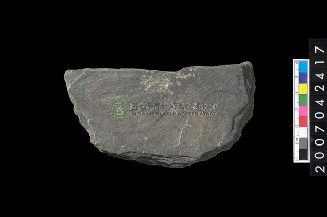 石環製作材料-中央帶啄痕打製圓板