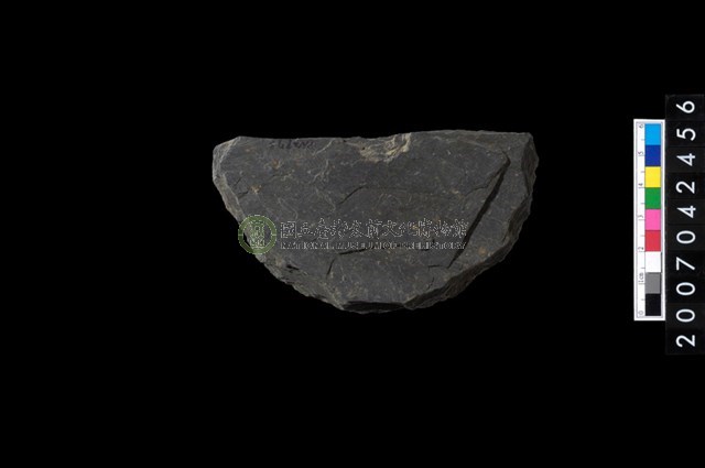 石環製作材料-中央帶啄痕打製圓板