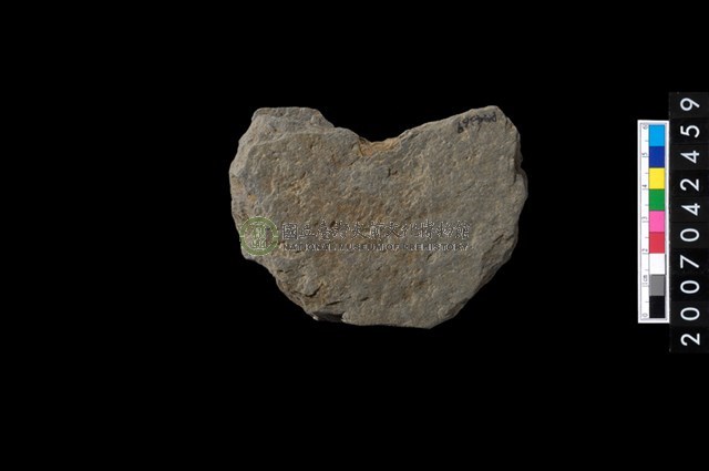 石環製作材料-中央帶啄痕打製圓板