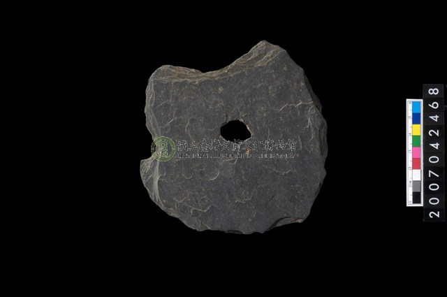 石環製作材料-中央帶小啄孔打製圓板