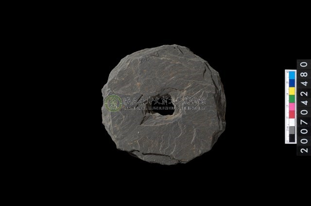 石環製作材料-中央帶小啄孔打製圓板