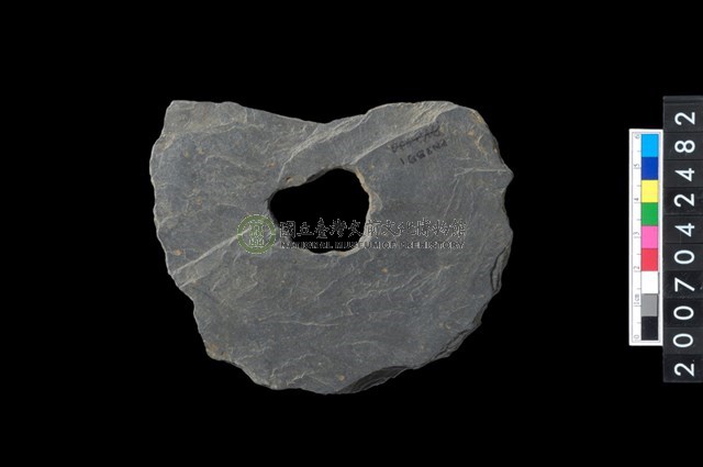 石環製作材料-中央帶小啄孔打製圓板