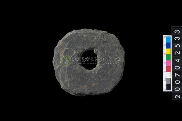 石環製作材料-中央帶小啄孔打製圓板