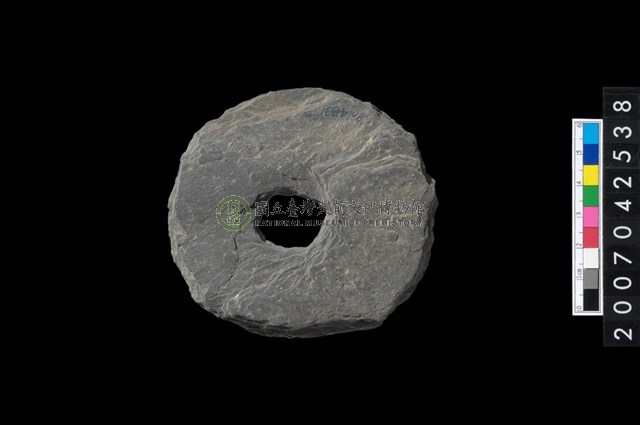 石環製作材料-中央帶小啄孔打製圓板