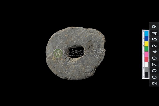 石環製作材料-中央帶小啄孔打製圓板