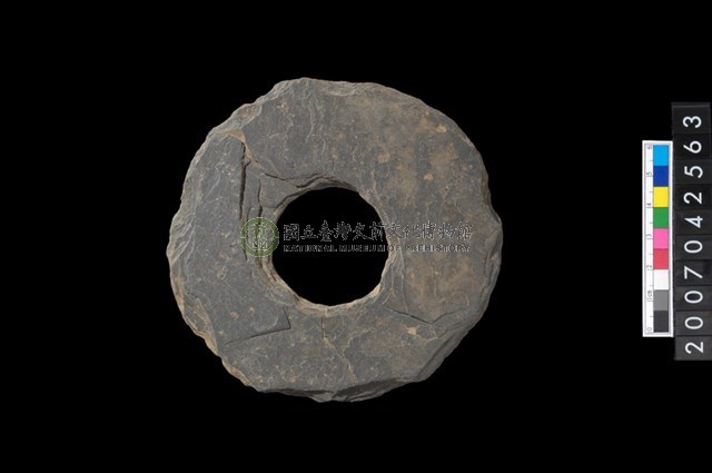 石環製作材料-中央帶大啄孔打製圓板