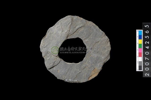 石環製作材料-中央帶大啄孔打製圓板