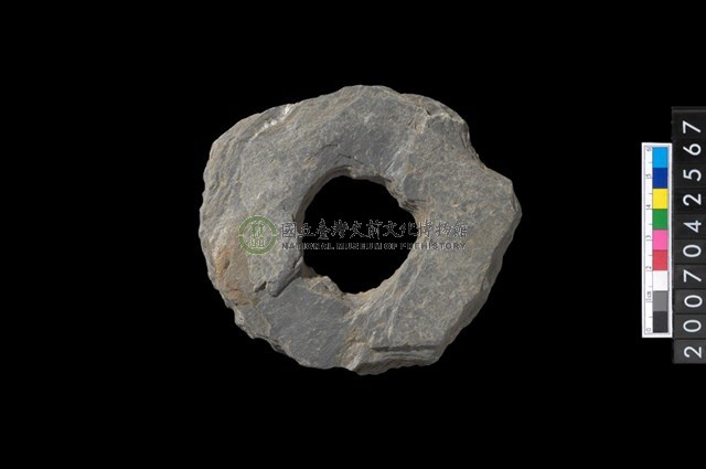 石環製作材料-中央帶大啄孔打製圓板