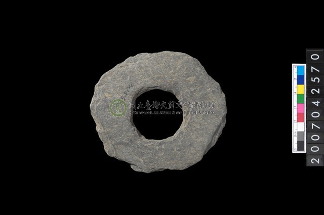 石環製作材料-中央帶大啄孔打製圓板