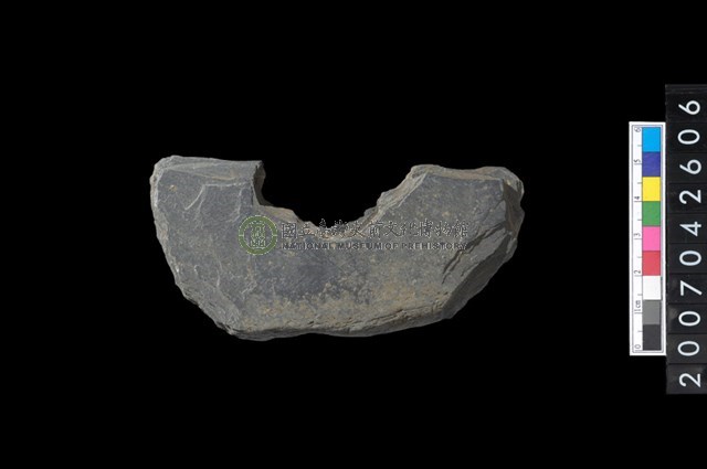 石環製作材料-中央帶小啄孔打製圓板