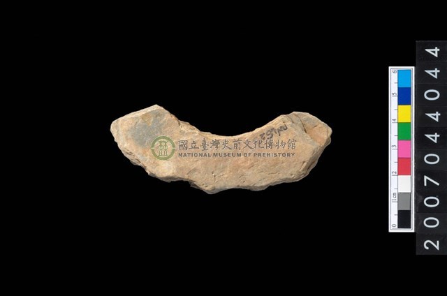 石環製作材料－周緣修整石環粗胚