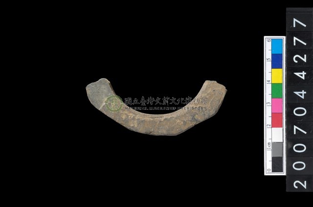 石環製作材料－帶搓磨痕石環粗胚