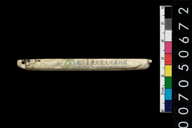 兩端帶穿玉棒