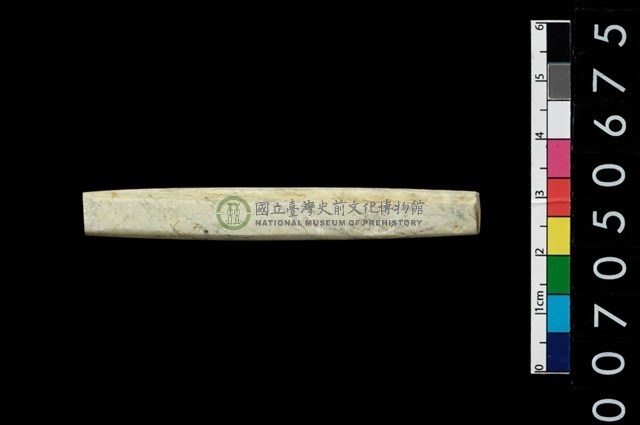 兩端帶穿玉棒