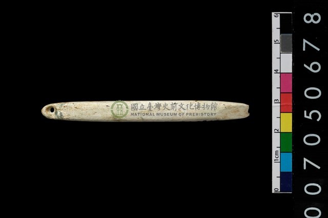 兩端帶穿玉棒