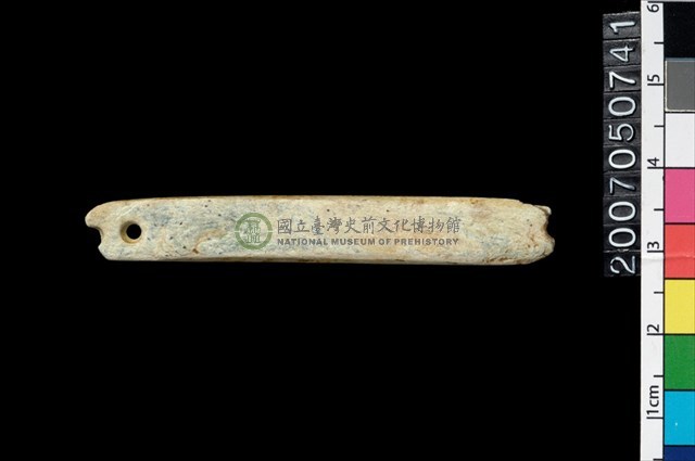 兩端帶穿玉棒