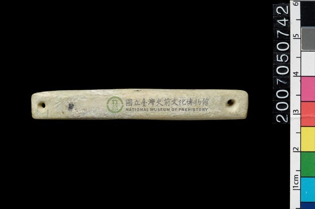 兩端帶穿玉棒