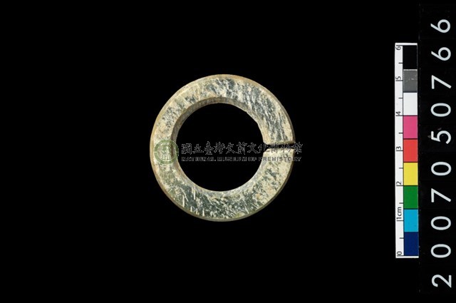 環狀玦形耳飾