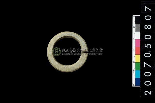 環狀玦形耳飾