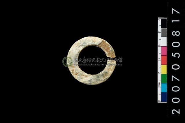 環狀玦形耳飾