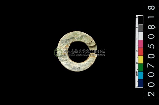 環狀玦形耳飾