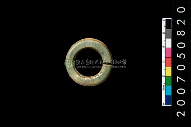 環狀玦形耳飾