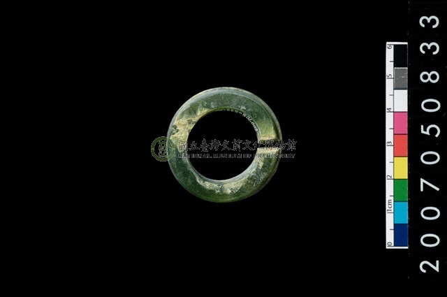 環狀玦形耳飾