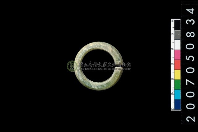 環狀玦形耳飾