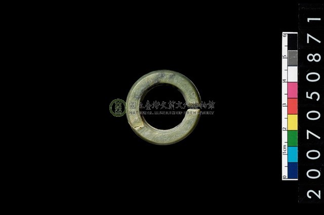 環狀玦形耳飾