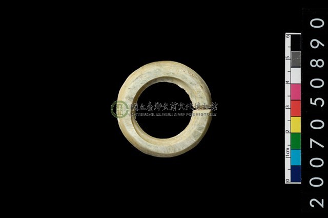 環狀玦形耳飾