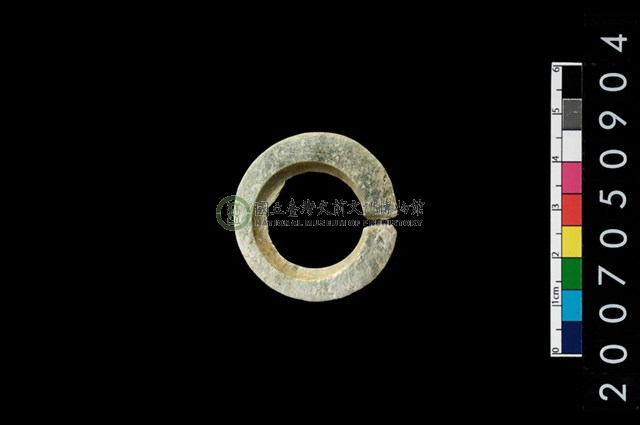 環狀玦形耳飾