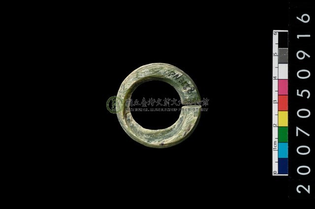 環狀玦形耳飾