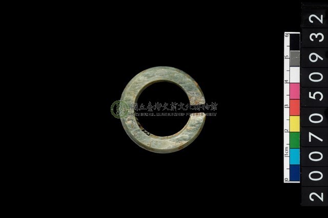 環狀玦形耳飾