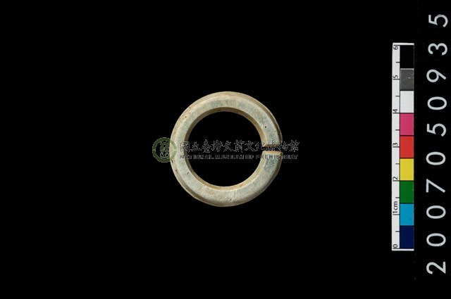 環狀玦形耳飾