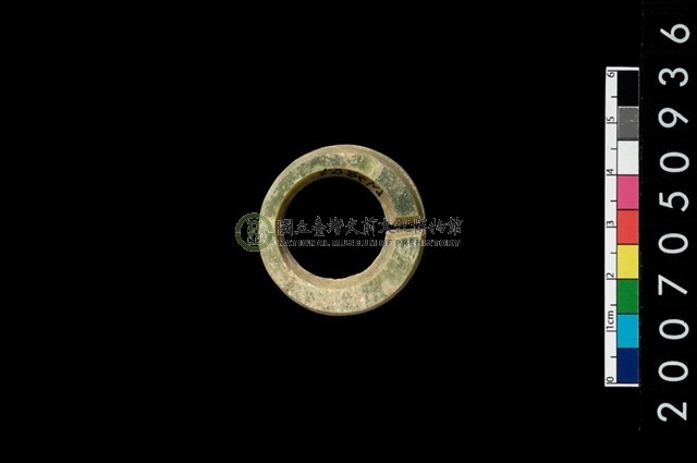 環狀玦形耳飾
