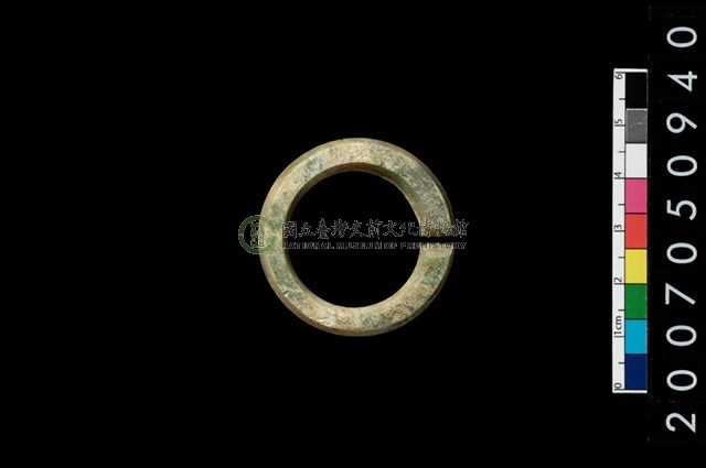 環狀玦形耳飾