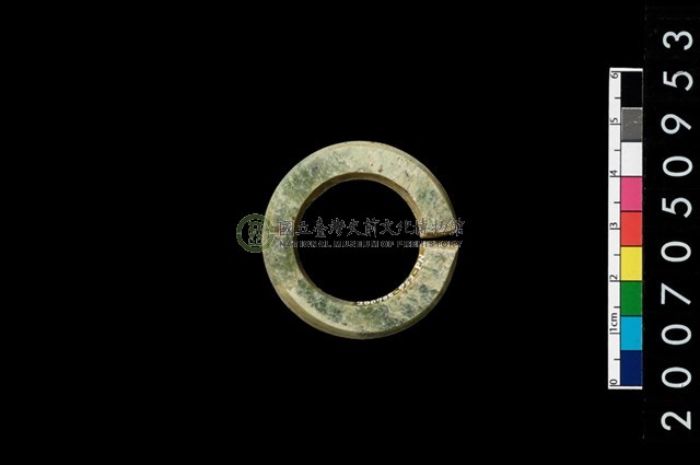 環狀玦形耳飾