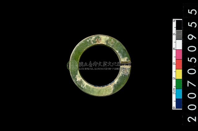 環狀玦形耳飾