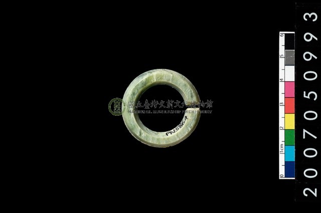 環狀玦形耳飾