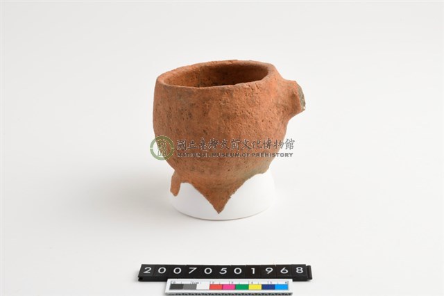 帶圈足圓底陶勺(殘件)