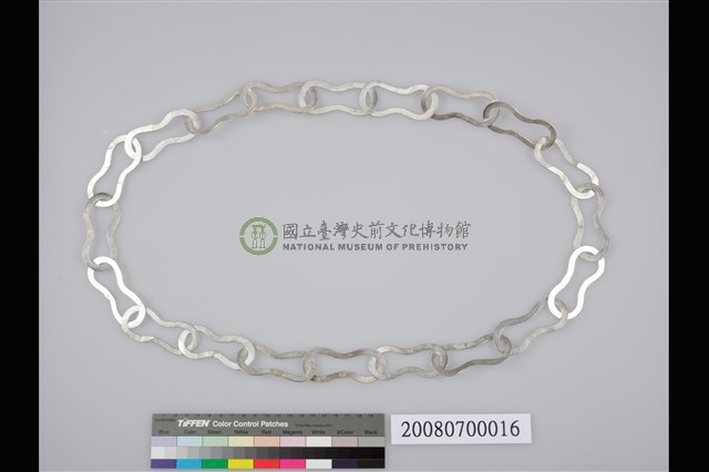 銀製項飾