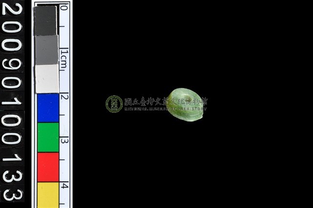 帶穿圓板墜飾